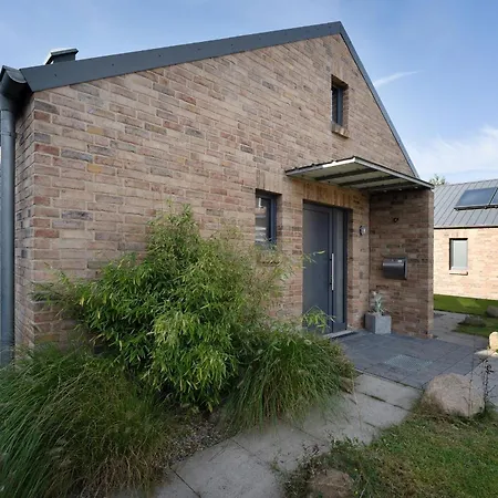 Holiday home Sonnenstrahl & Wellengang Wellengang